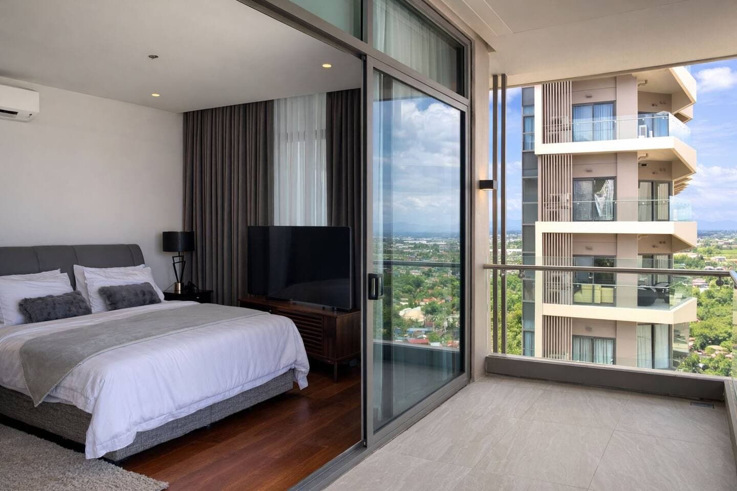 Penthouse – Seaside Living - Thumbnail 7